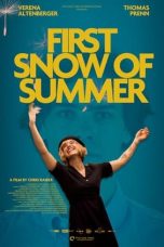 Nonton film First Snow of Summer (2023) terbaru di Dutamovie21